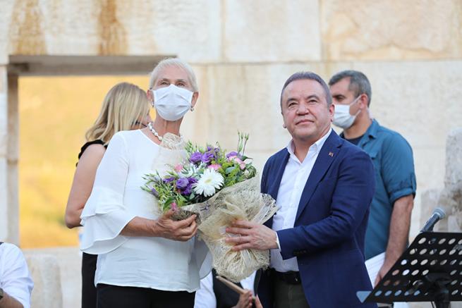 Patara’da tarih  sanatla buluştu