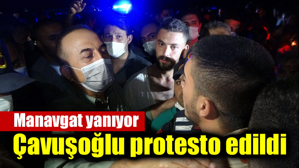 Çavuşoğlu protesto edildi