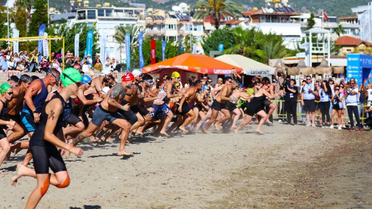 34'üncü Alanya Triatlonu başladı  