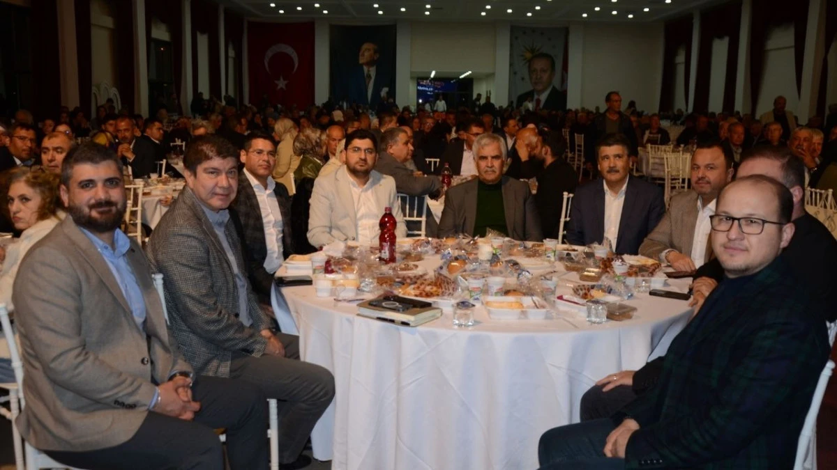 AK Parti'den Serik'te iftar buluşması 