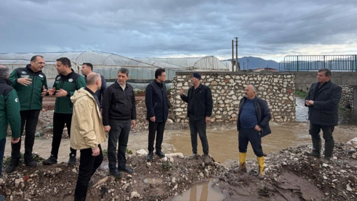 AKP'liler Kumluca'da 