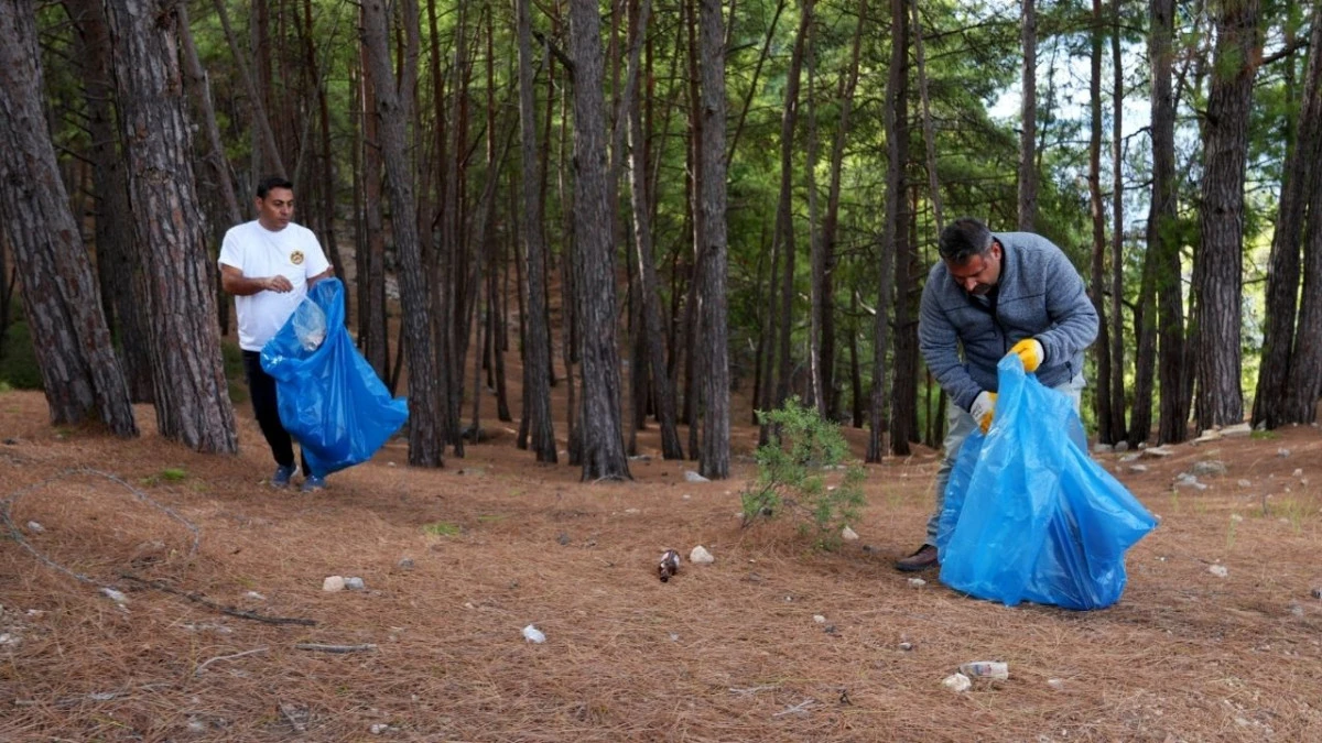Alanya Belediyesi'nden Erasmus Günleri'nde kale temizliği  
