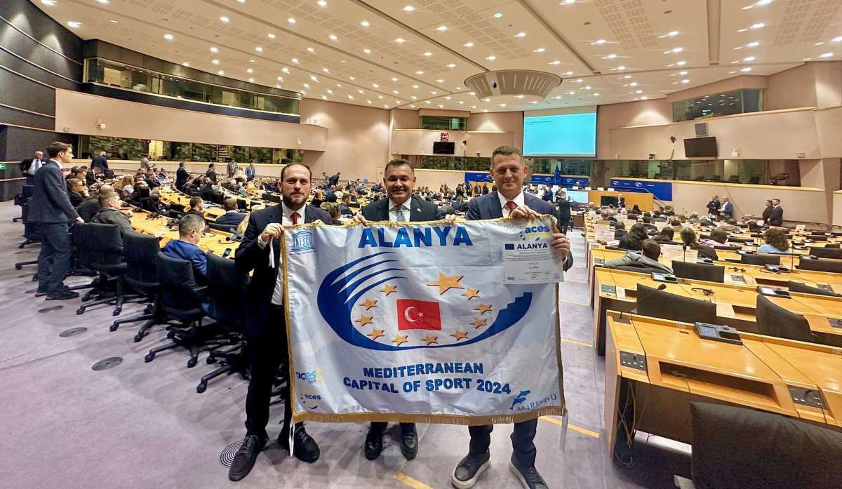 Алания 2024. Ramira city hotel 4 турция. Отель аланья с пляжем бухтой. Алания 2024. Район демирташ в алании.