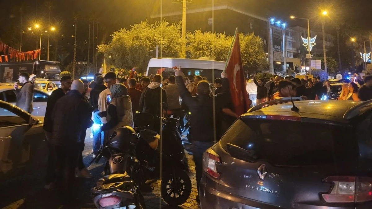 Alanya'da D&uuml;nya Kupasına katılma coşkusu