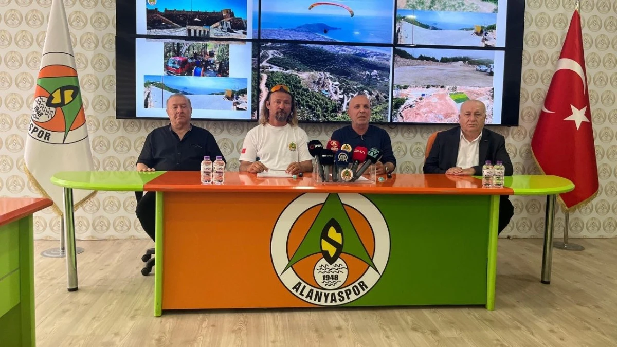 Alanyaspor'dan yamaç paraşütü faaliyetleri açıklaması 