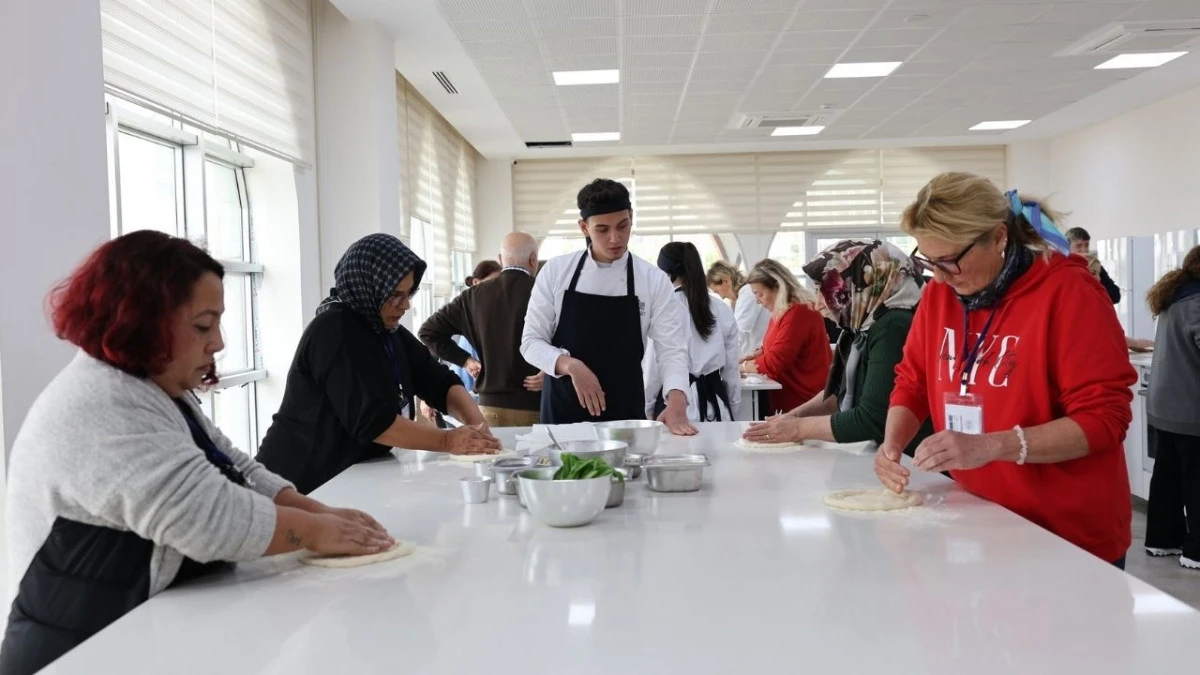 ALK&Uuml; 'Benim &Uuml;niversitem' dolu dolu ge&ccedil;ti 