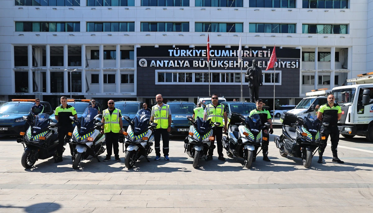 Antalya'da trafik &ccedil;ilesine motorize &ccedil;&ouml;z&uuml;m