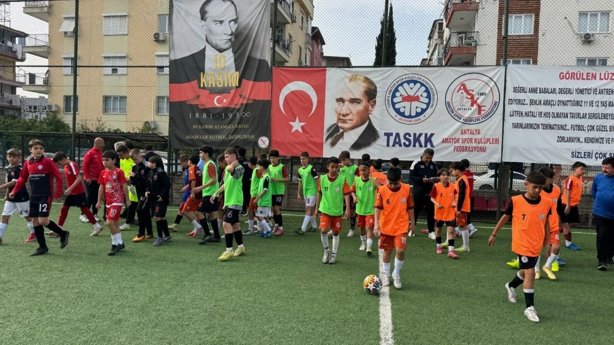 Antalya'da U12 futbol se&ccedil;meleri tamamlandı 