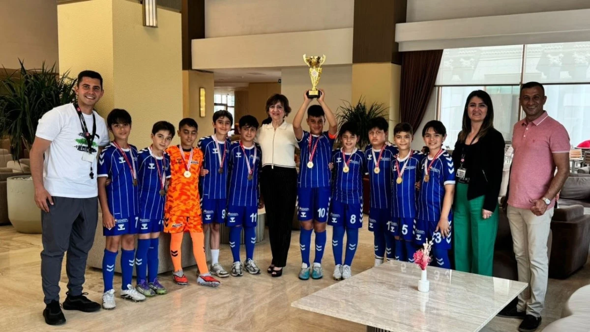 Antalya&rsquo;nın şampiyonu Nesibe Aydın