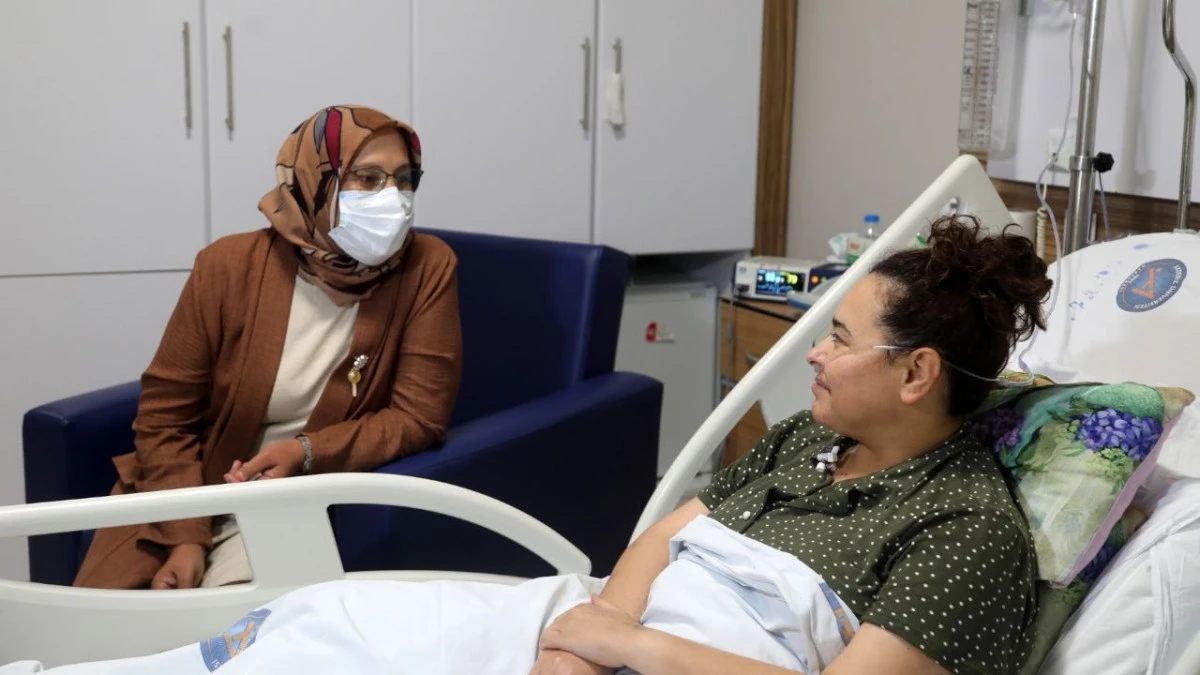 AÜ'nün ilk ve son kalp nakli hastaları buluştu