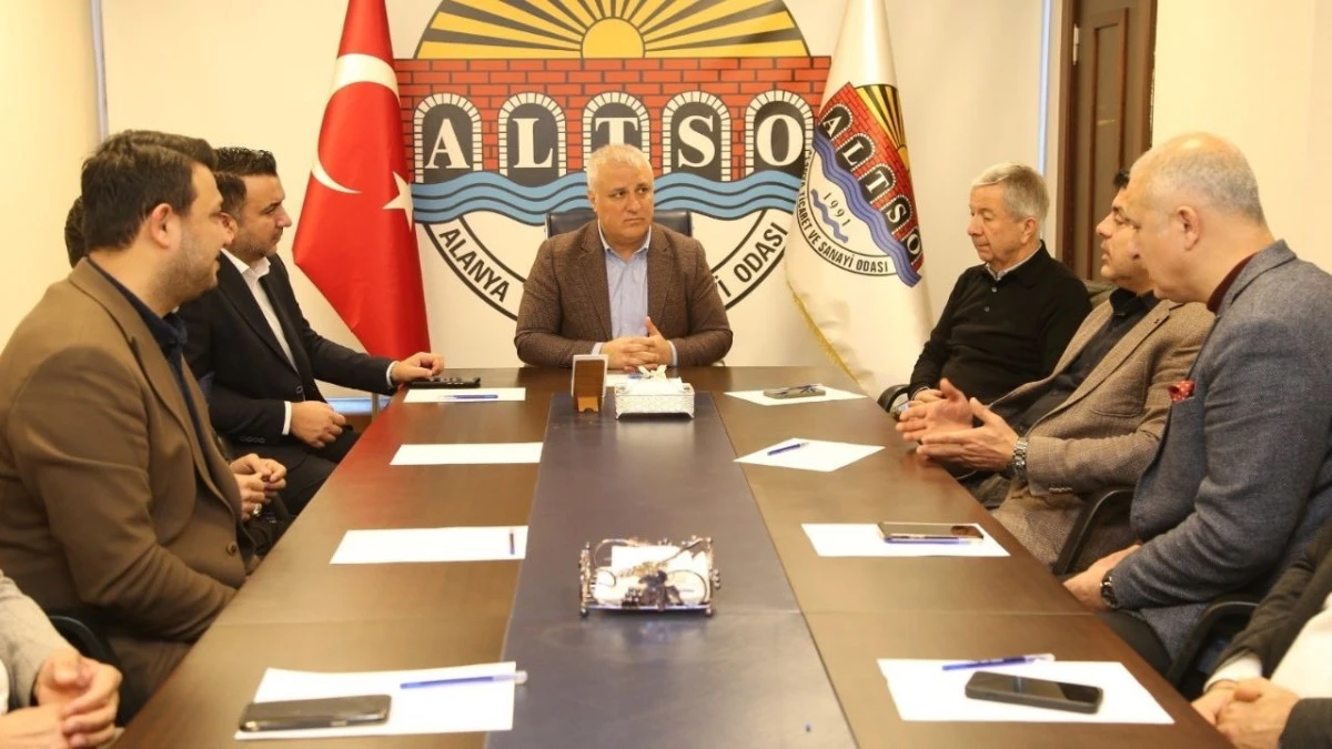 Başkan Erdem: &Ouml;ncelik eğitim ve sağlık olmalı