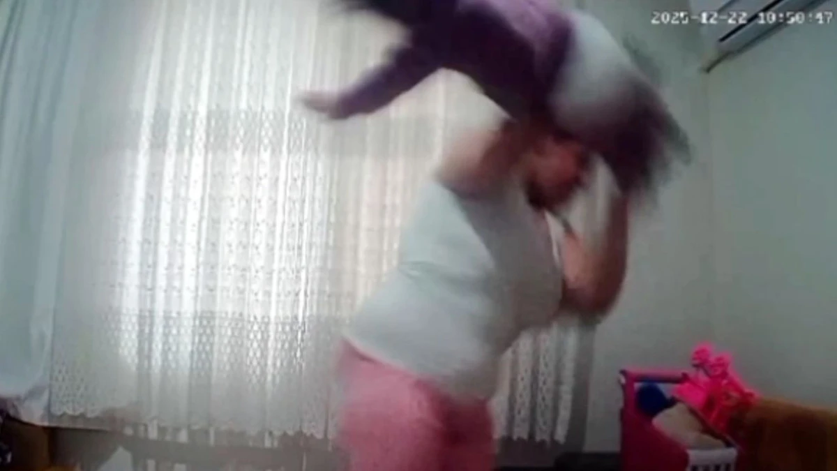 Bebeğine şiddet uygulayan anne hakim karşısında