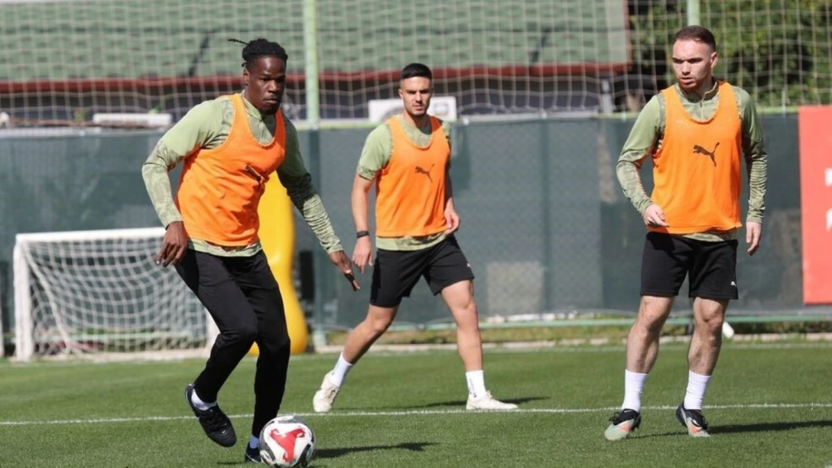 Corendon Alanyaspor, G&ouml;ztepe ma&ccedil;ı hazırlıklarını tamamladı 