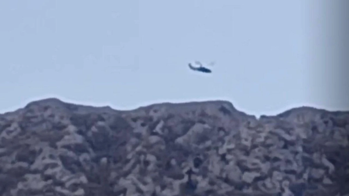 Dağda mahsur kalan 2 kişi askeri helikopterle kurtarıldı  