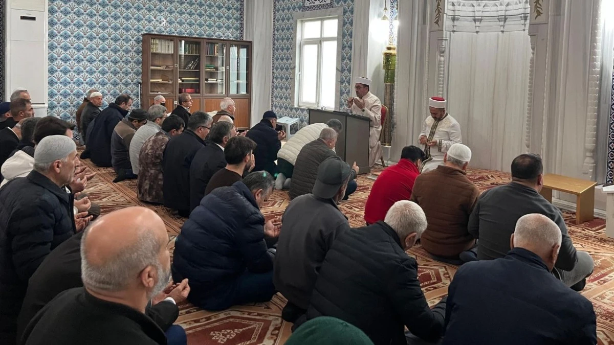 Depremin 3. yılında Alanya&rsquo;da mevlit programı