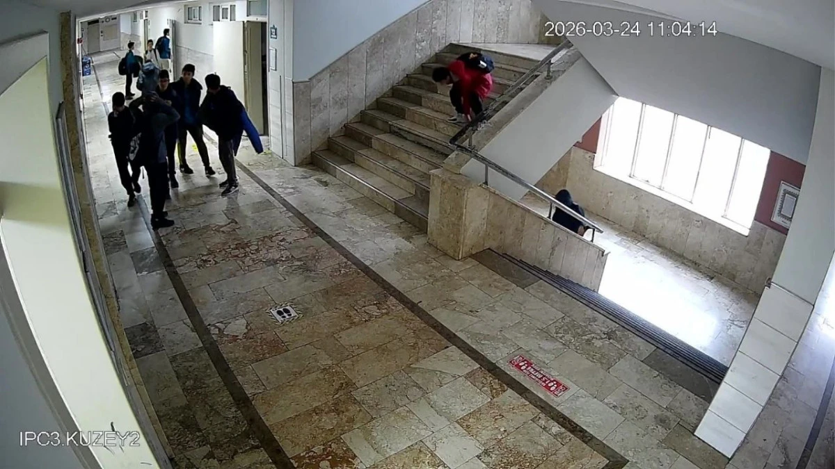 Duyarlı &ouml;ğrenciden &ouml;rnek davranış