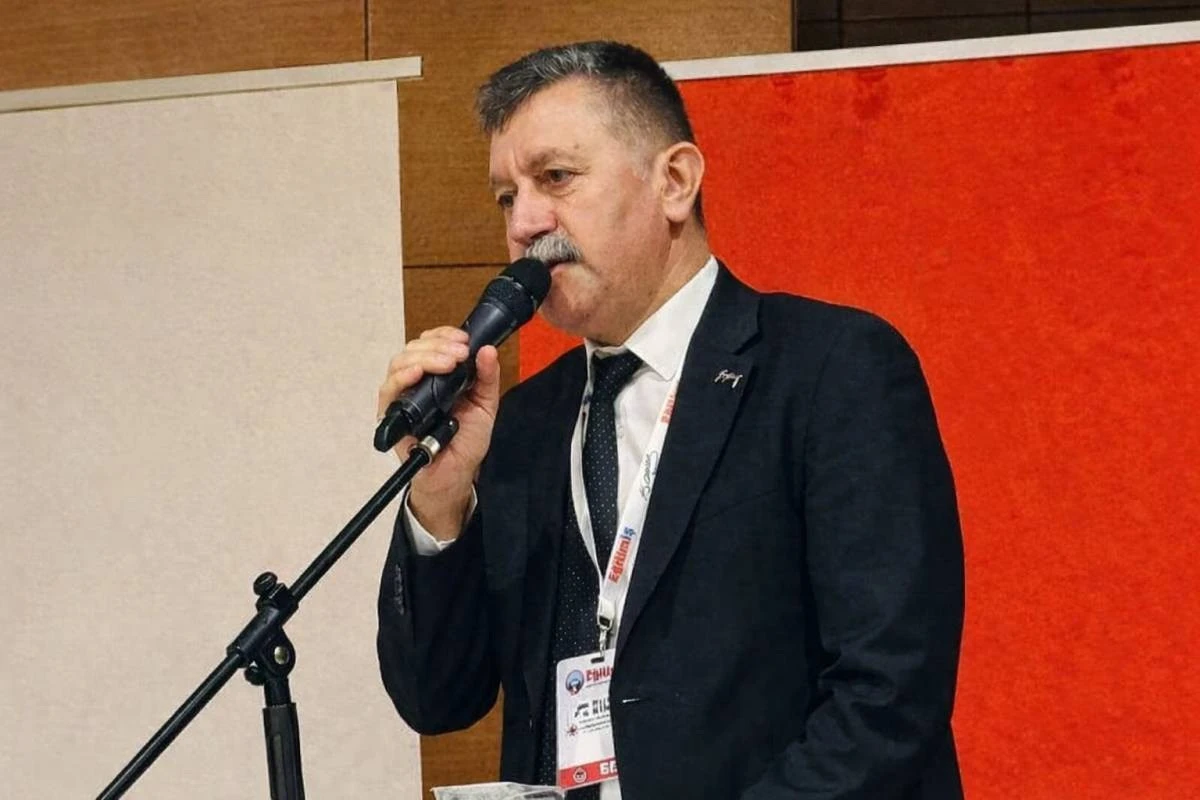 Eğitim-İş Antalya Sadık Acar'la devam