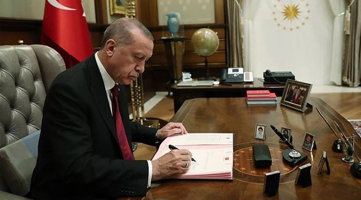 Erdoğan'dan gece yarısı atama ve görevden alma