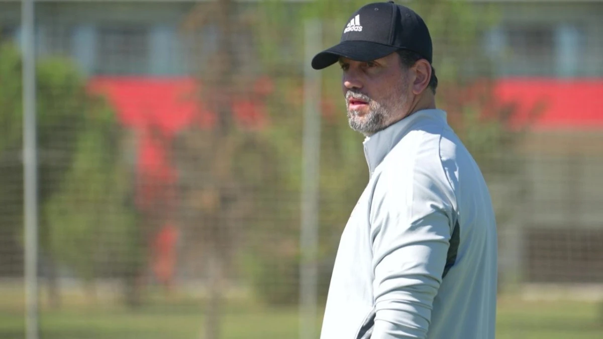Erol Bulut, Antalyaspor ile ilk antrenmanına çıktı  