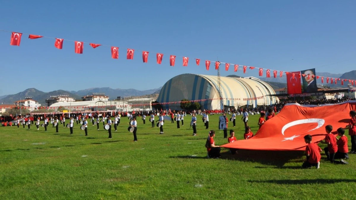 Gazipaşa’da Cumhuriyet’in 102. yılı coşkuyla kutlandı