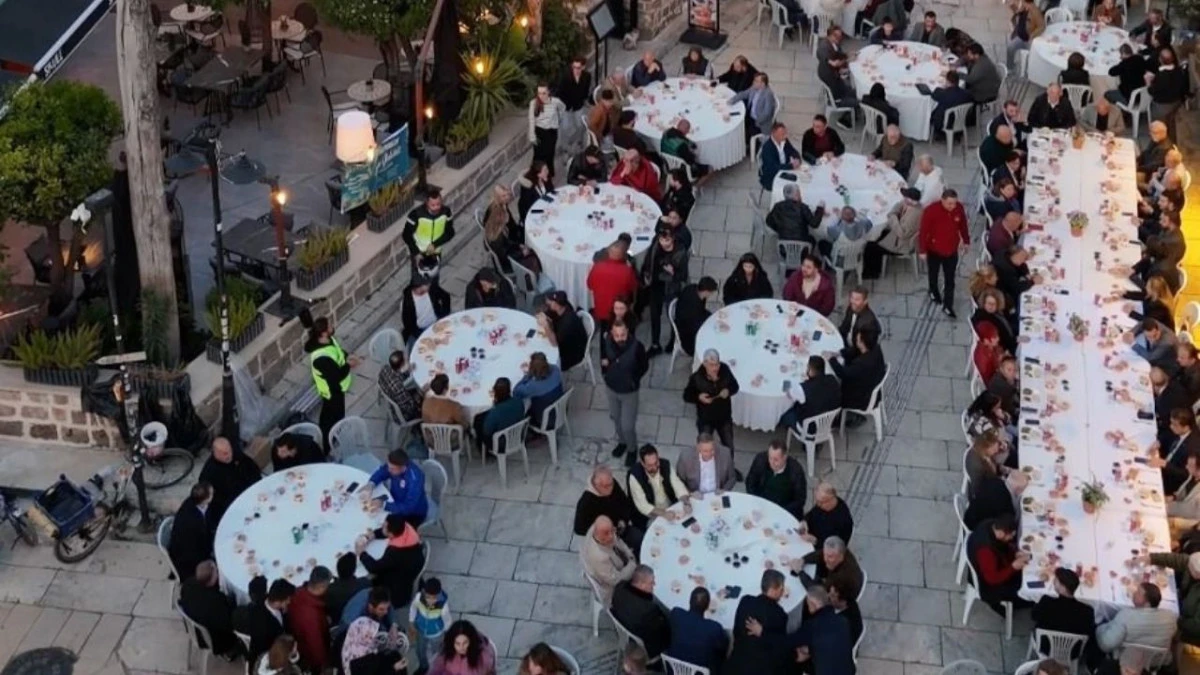 Kalei&ccedil;i'nde b&uuml;y&uuml;k iftar buluşması