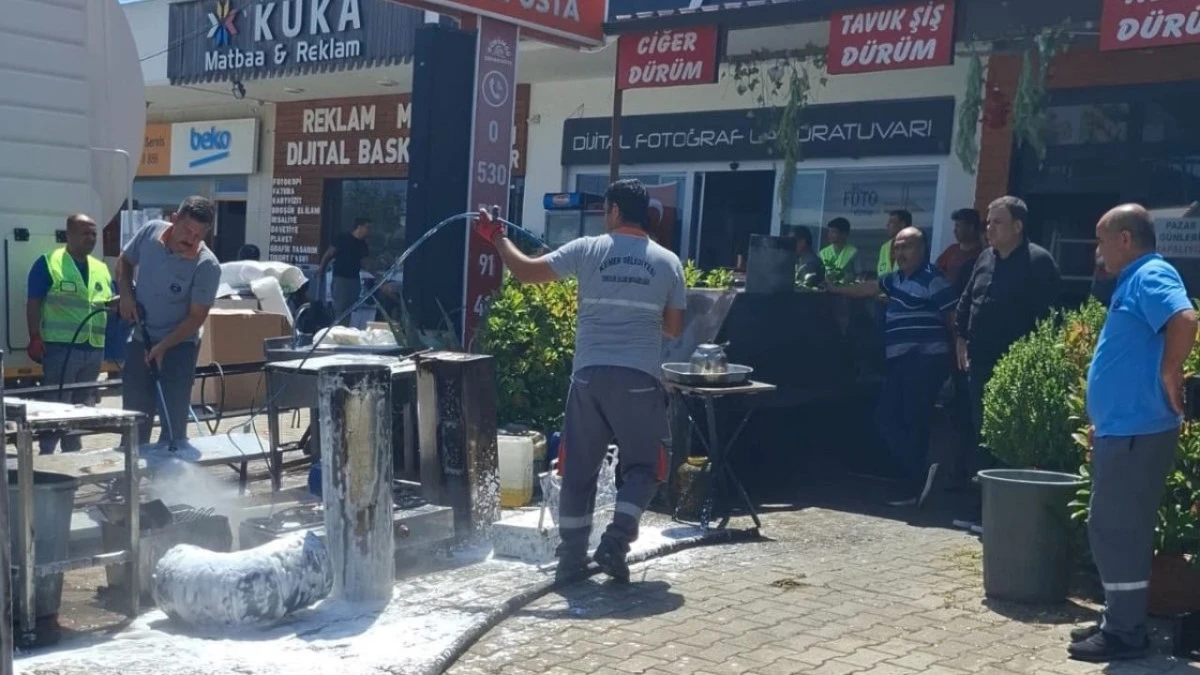 Kemer'de iş yeri yangını 