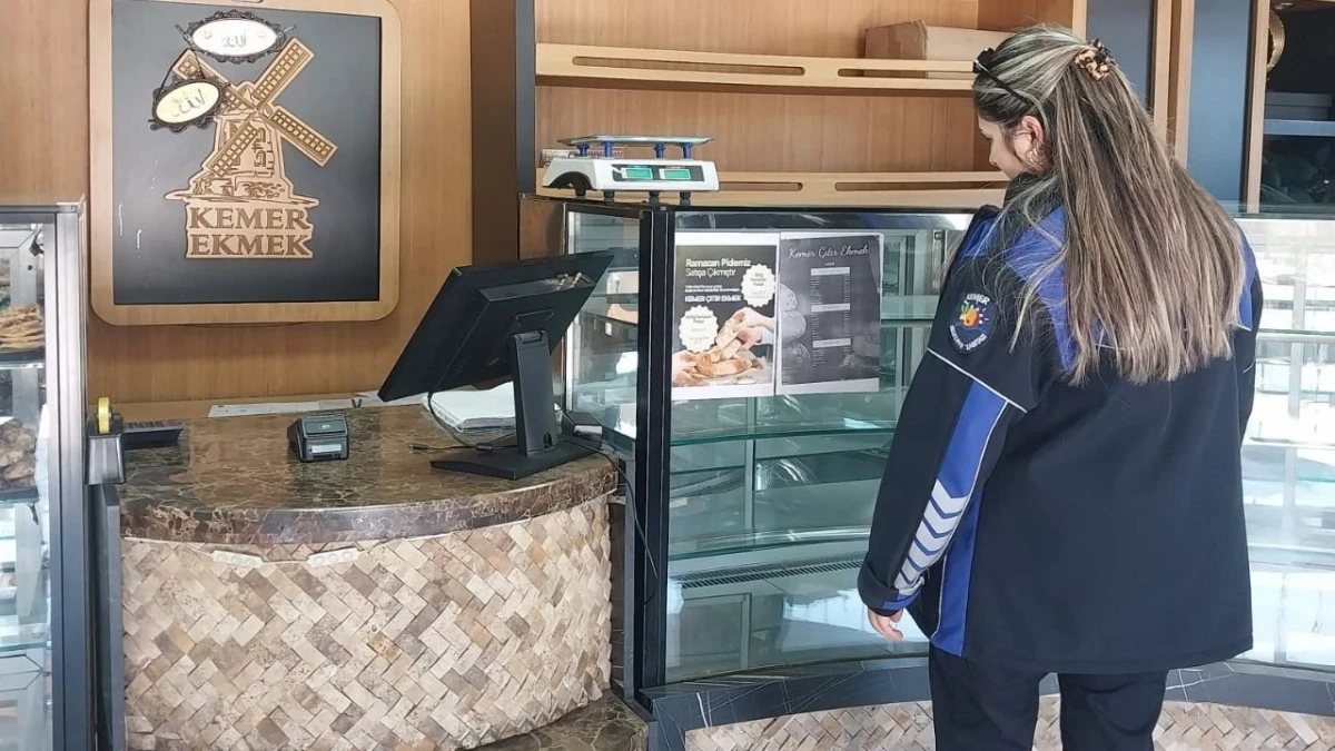 Kemer'de zabıtadan Ramazan denetimi