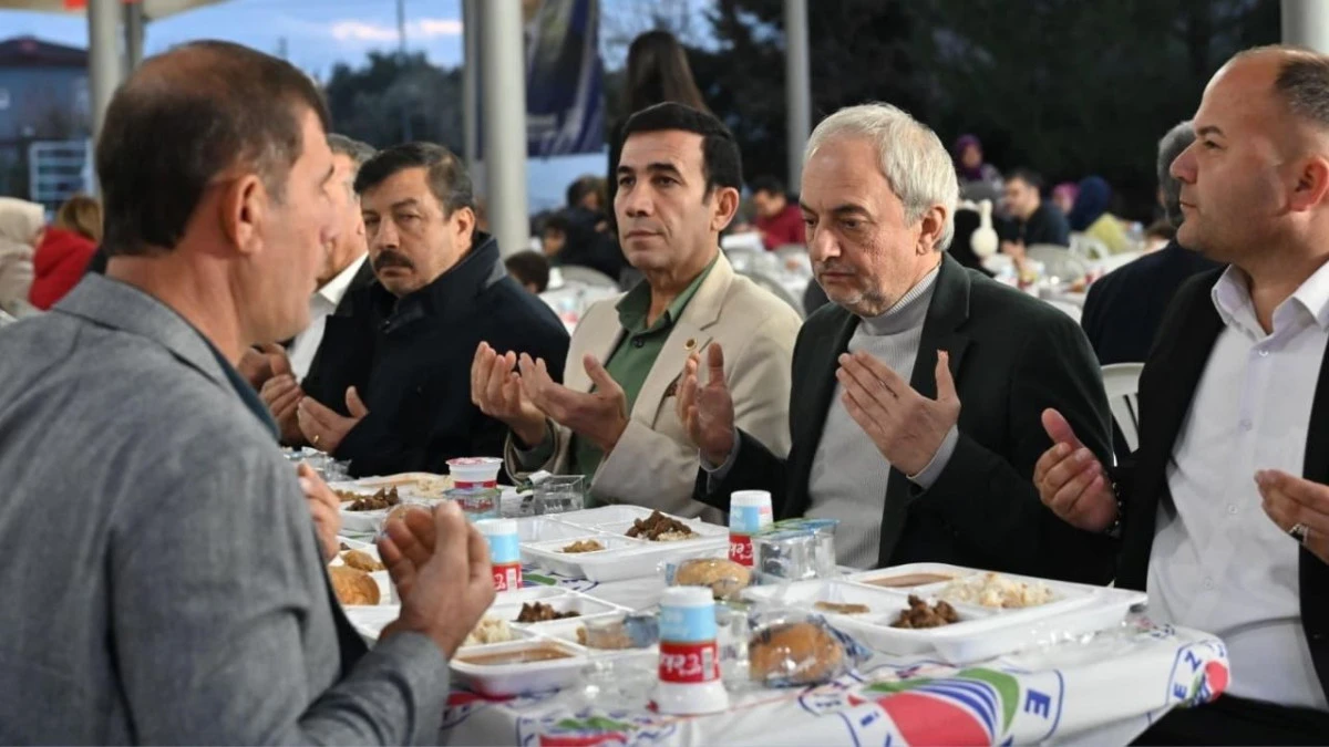 Kepez'de iftar sofralarında g&ouml;n&uuml;ller birleşti