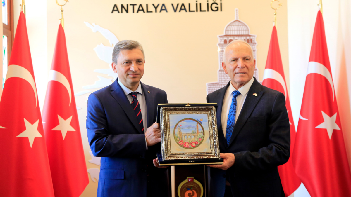KKTC Meclis Başkanı Töre Antalya'da