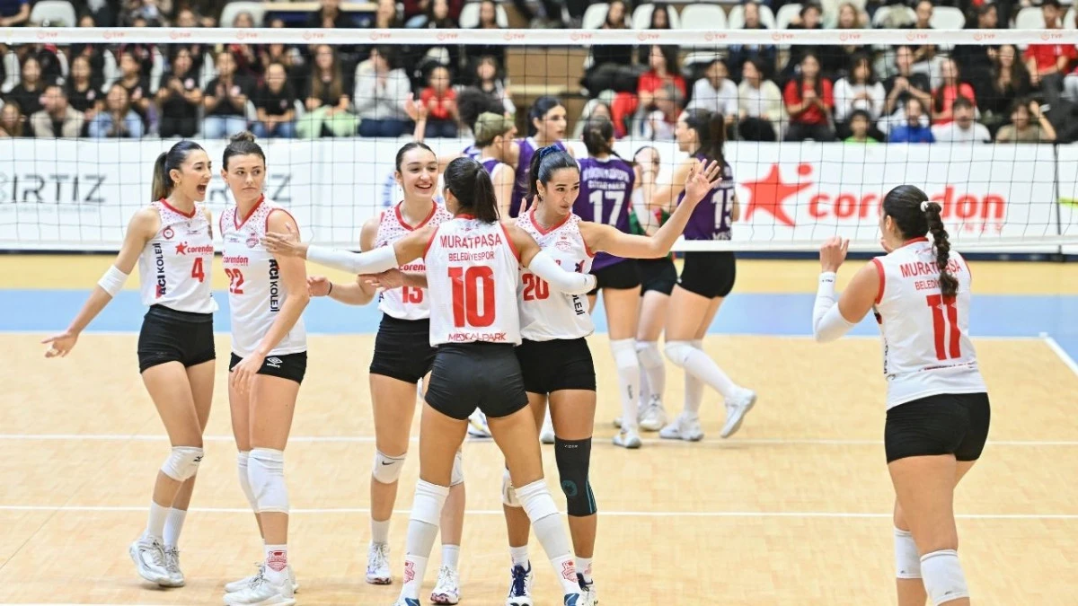 Paşa'nın melekleri u&ccedil;uşa ge&ccedil;ti