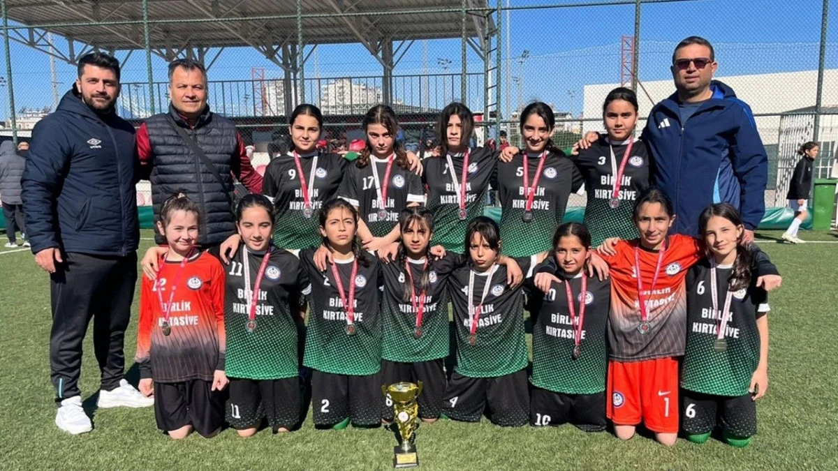 Serik Hacı Mustafa Bankoğlu Ortaokulu il ikincisi oldu