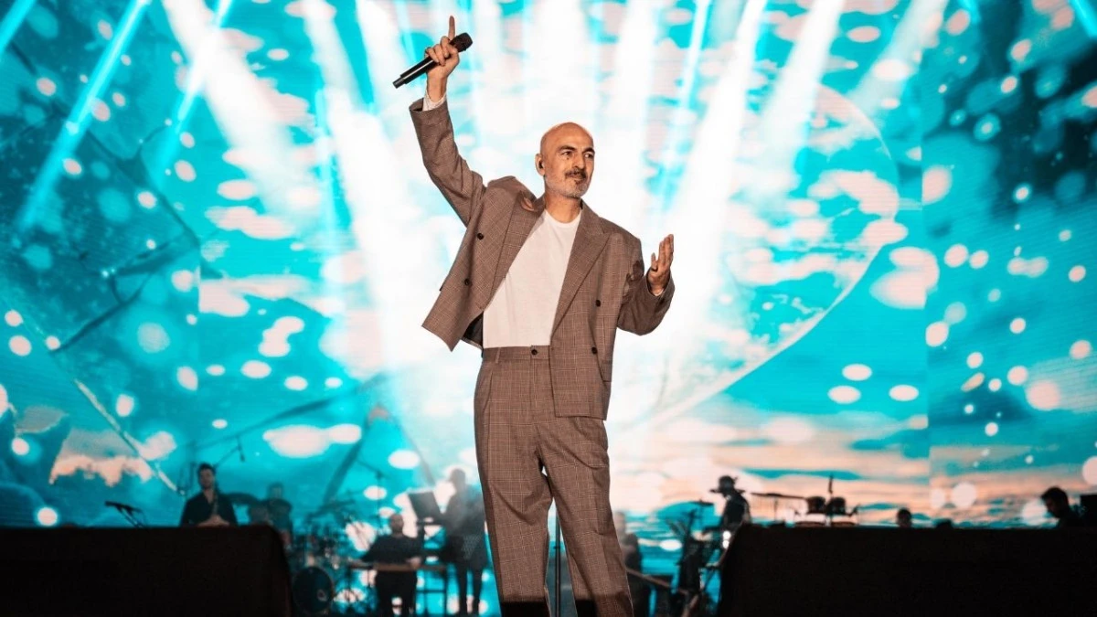Soner Sarıkabadayı'dan unutulmaz performans 